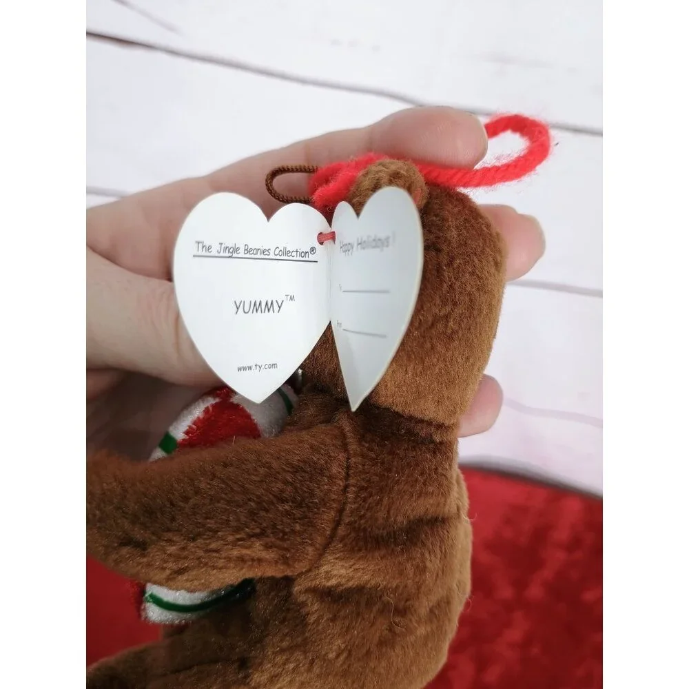TY 2005 Jingle Beanies Yummy the Bear‎ Ornament Plush